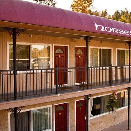 The Classic Horseshoe Bay Motel West Vancouver Exterior photo